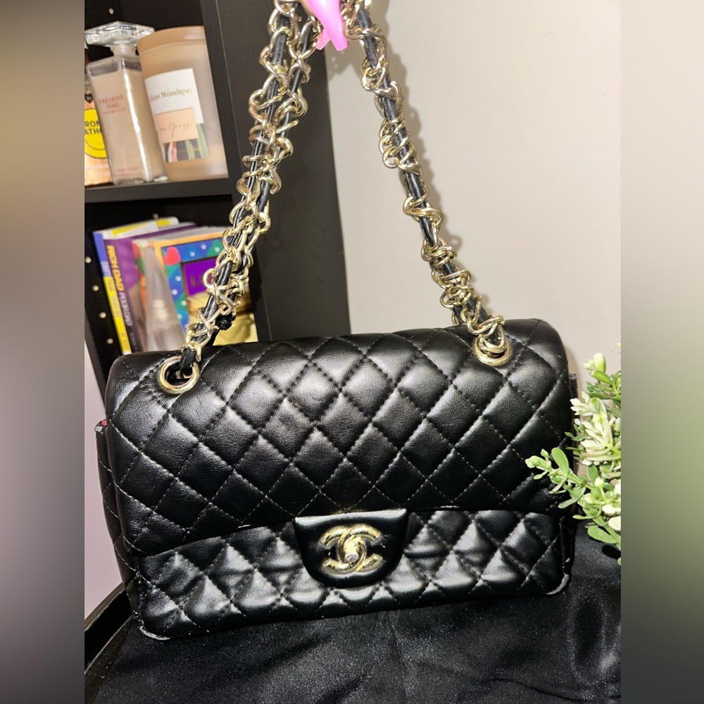 Chanel purse